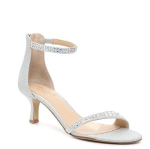 Jewel Badgley Mischka Oswald Heel